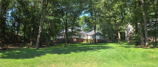 19489 Oak Circle, Springdale, AR 72764