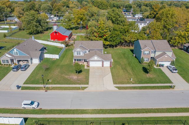 110 Mission Terrace Drive, Whiteland, IN 46184