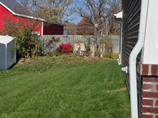 110 Mission Terrace Drive, Whiteland, IN 46184