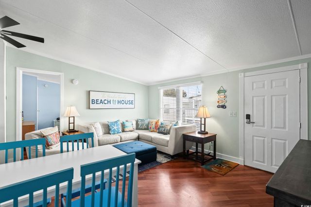 1508 Sunnydale Ln., Murrells Inlet, SC 29576