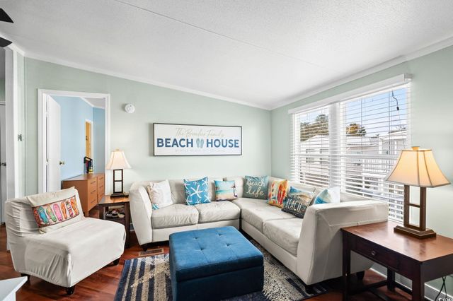 1508 Sunnydale Ln., Murrells Inlet, SC 29576