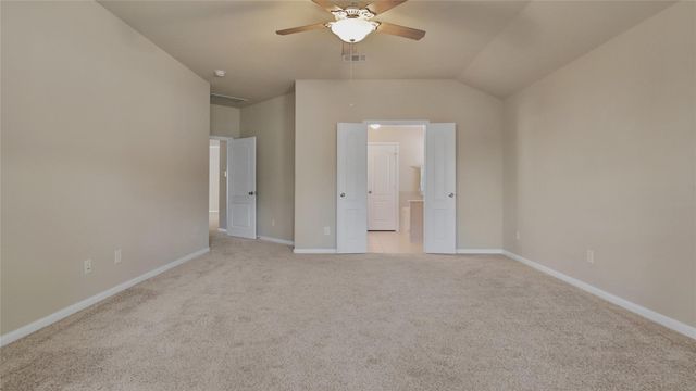 106 Knollbrook Circle, Montgomery, TX 77316