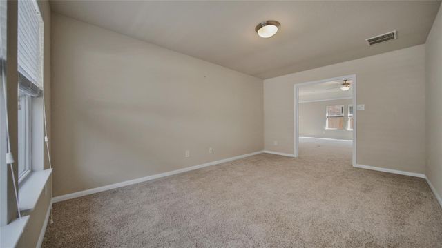 106 Knollbrook Circle, Montgomery, TX 77316