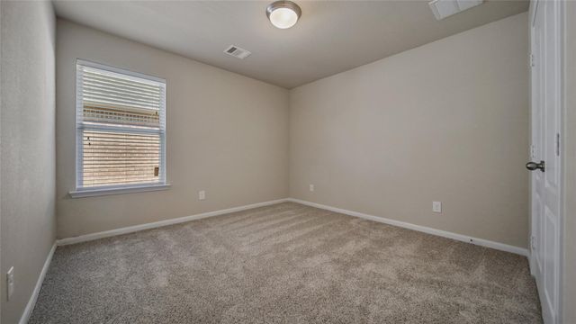 106 Knollbrook Circle, Montgomery, TX 77316