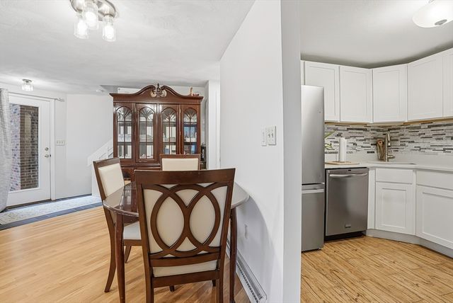 157 Leland Farm Rd 157, Ashland, MA 01721