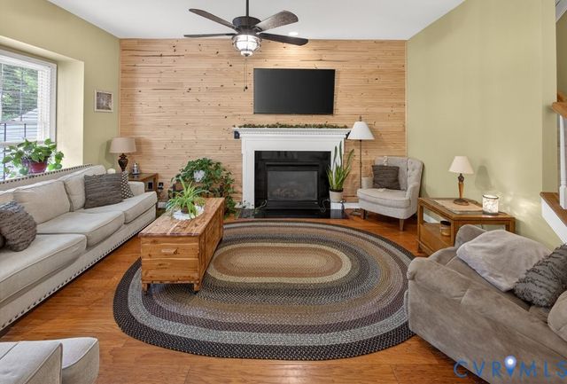 8116 Braxton Ct, Mechanicsville, VA 23116