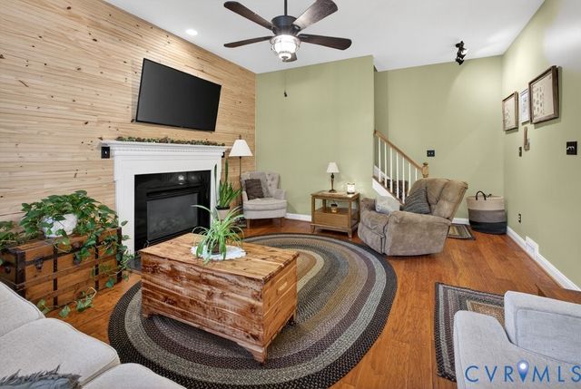 8116 Braxton Ct, Mechanicsville, VA 23116
