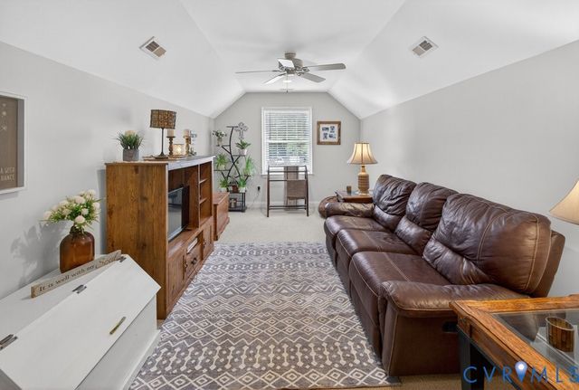 8116 Braxton Ct, Mechanicsville, VA 23116