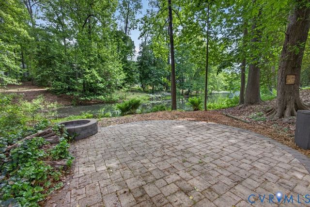 8116 Braxton Ct, Mechanicsville, VA 23116