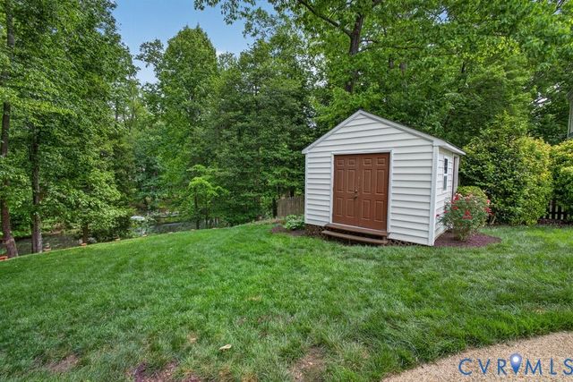 8116 Braxton Ct, Mechanicsville, VA 23116