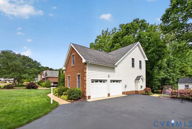 8116 Braxton Ct, Mechanicsville, VA 23116