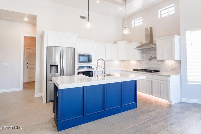13368 EMERALD GLASS Drive, Horizon City, TX 79928