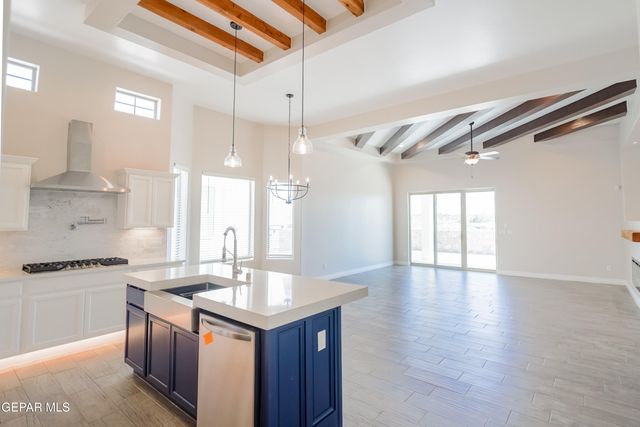 13368 EMERALD GLASS Drive, Horizon City, TX 79928