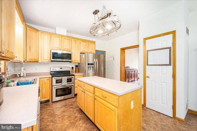 2402 WINDISCH DR, Westminster, MD 21158