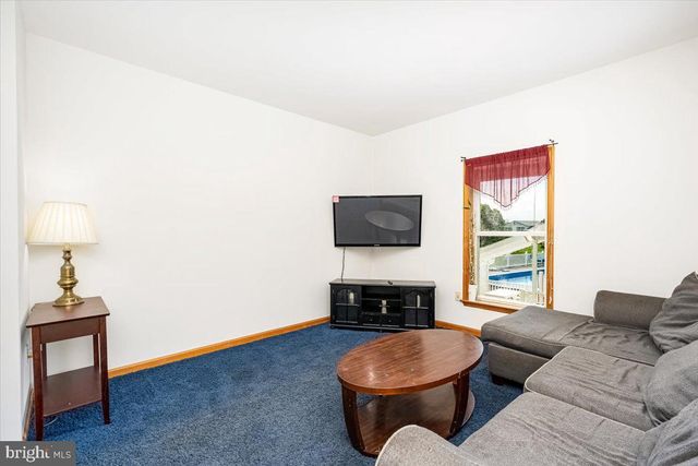 2402 WINDISCH DR, Westminster, MD 21158