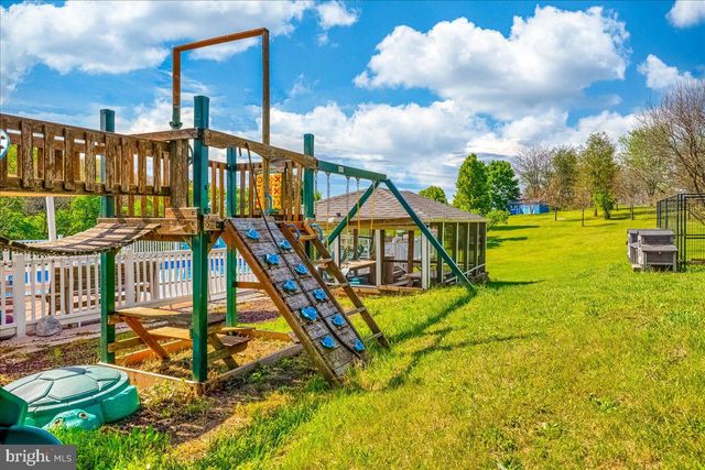 2402 WINDISCH DR, Westminster, MD 21158