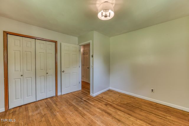 224 Meadow Drive, Bristol, TN 37620