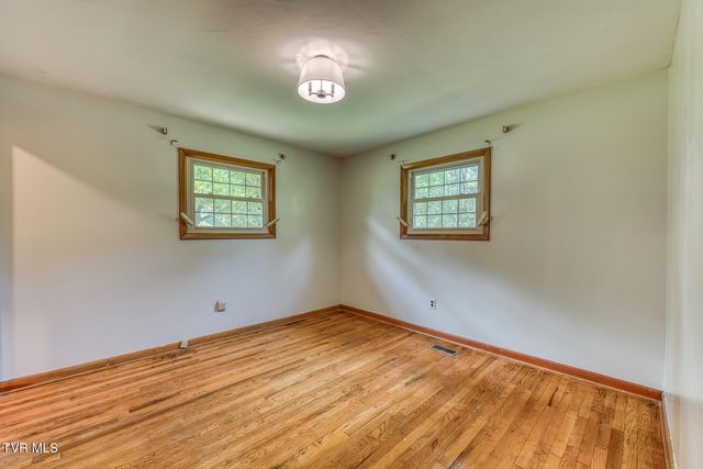 224 Meadow Drive, Bristol, TN 37620