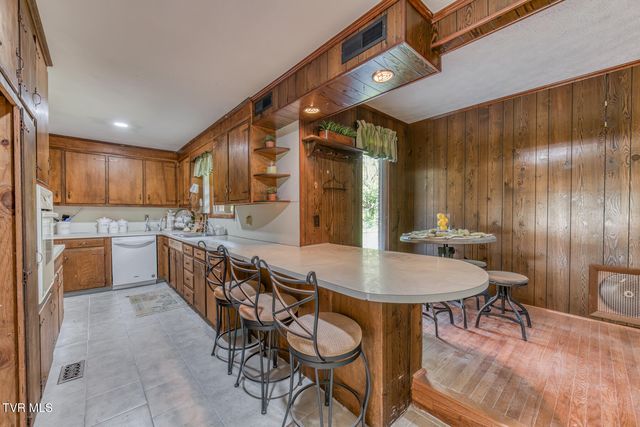 224 Meadow Drive, Bristol, TN 37620