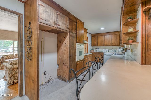 224 Meadow Drive, Bristol, TN 37620