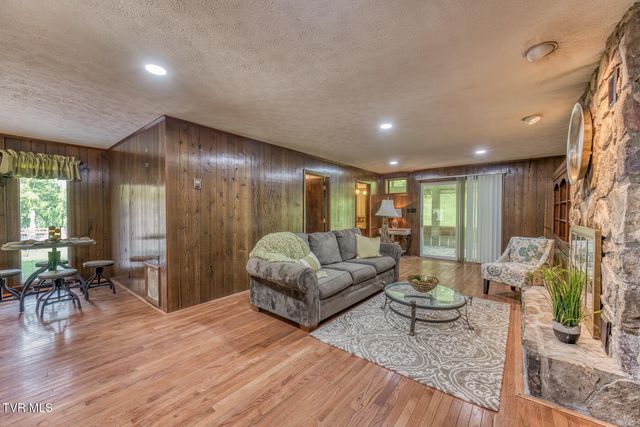 224 Meadow Drive, Bristol, TN 37620