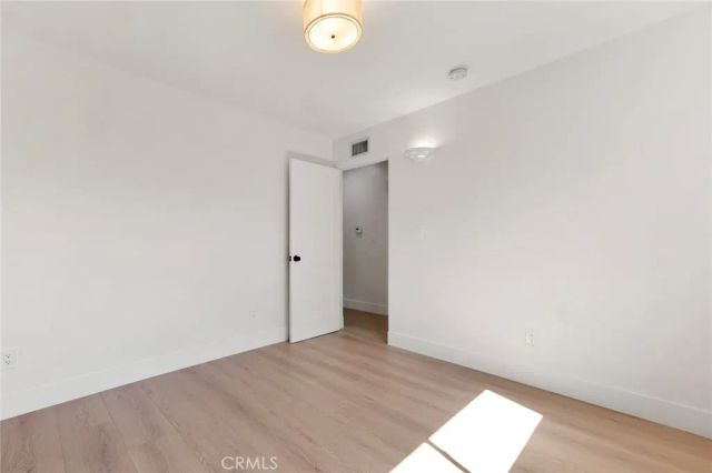 9425 Mclennan Avenue, Northridge, CA 91343