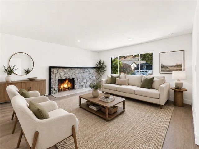9425 Mclennan Avenue, Northridge, CA 91343