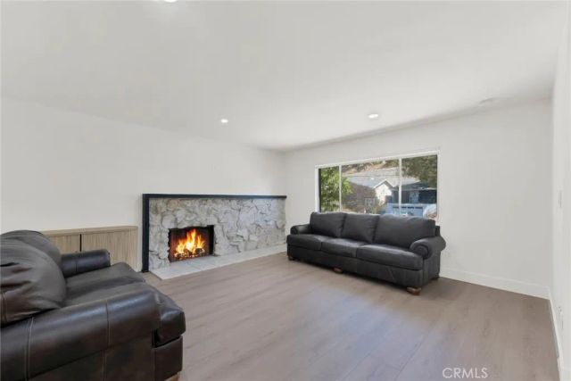 9425 Mclennan Avenue, Northridge, CA 91343