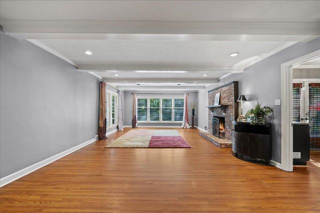 1220 E IRVIN DR, Memphis, TN 38119