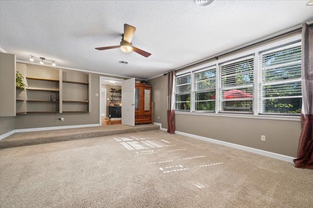 1220 E IRVIN DR, Memphis, TN 38119