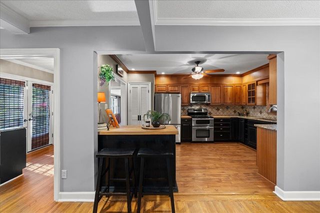 1220 E IRVIN DR, Memphis, TN 38119