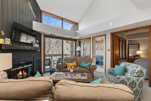 A22 Long Bay Point Drive A22, Galena, IL 61036