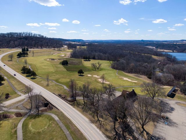 A22 Long Bay Point Drive A22, Galena, IL 61036