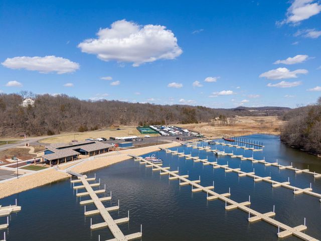 A22 Long Bay Point Drive A22, Galena, IL 61036