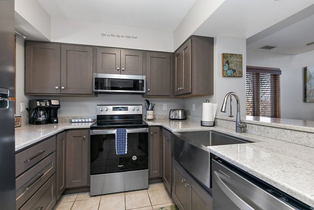 A22 Long Bay Point Drive A22, Galena, IL 61036