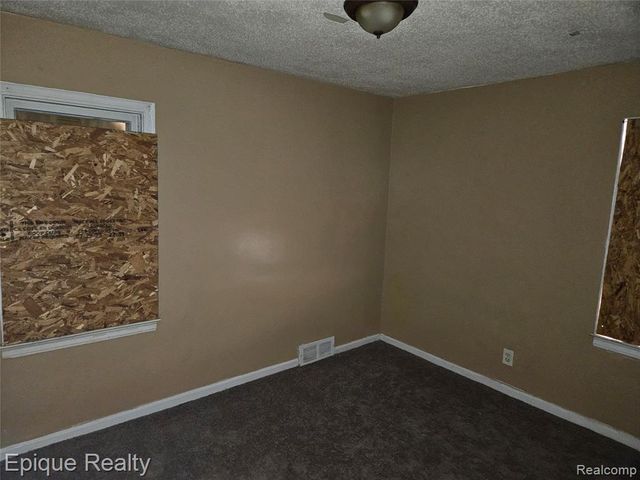 6137 Radnor Street, Detroit, MI 48224