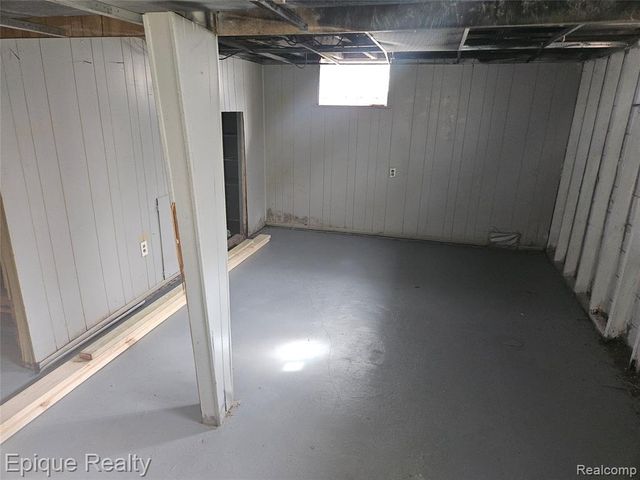 6137 Radnor Street, Detroit, MI 48224