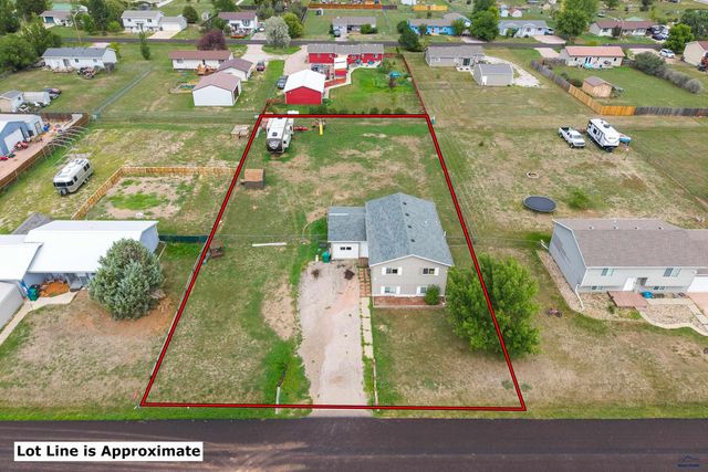 514 FALCON DR, Box Elder, SD 57719