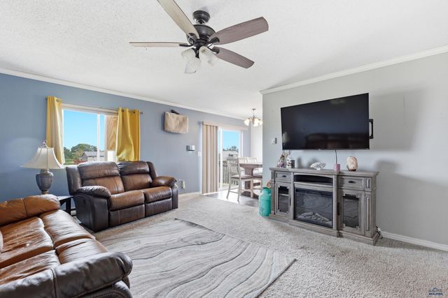 514 FALCON DR, Box Elder, SD 57719