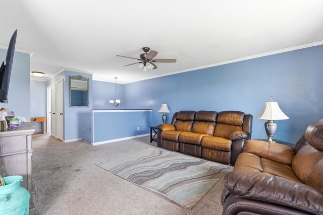 514 FALCON DR, Box Elder, SD 57719