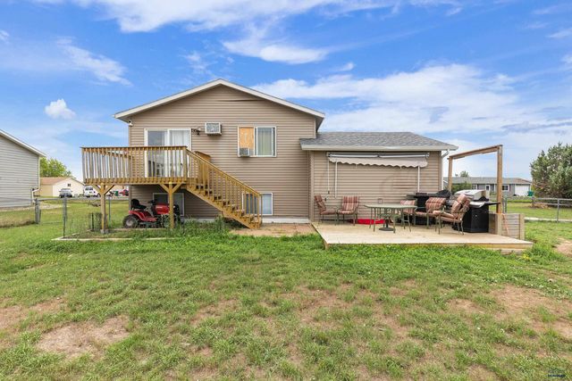 514 FALCON DR, Box Elder, SD 57719