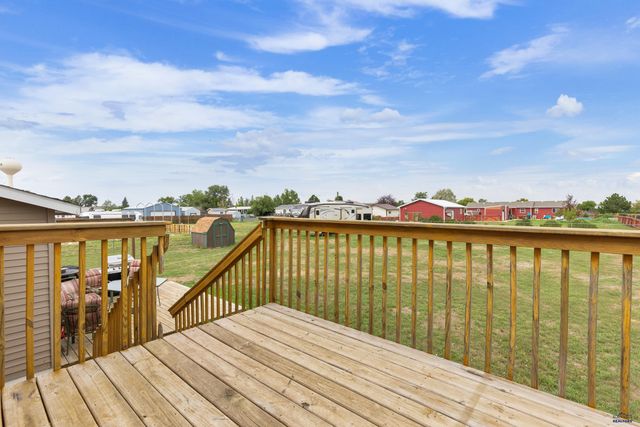 514 FALCON DR, Box Elder, SD 57719