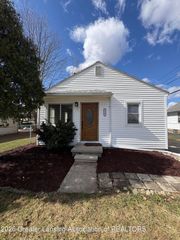 216 Haze Street, Lansing, MI 48917