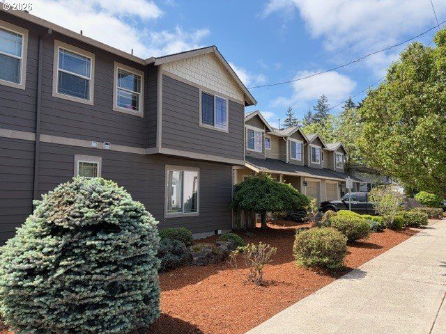 503 Se 157TH Ave, Portland, OR 97233