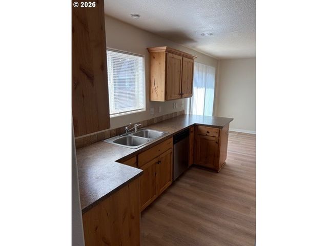 503 Se 157TH Ave, Portland, OR 97233