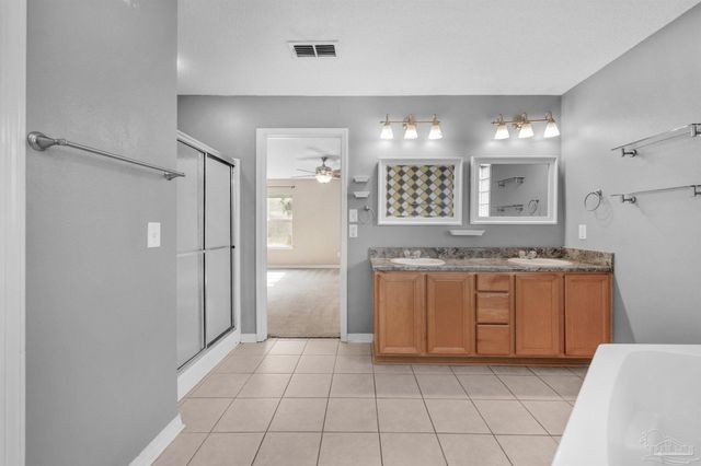 1484 Longbranch Dr, Cantonment, FL 32533