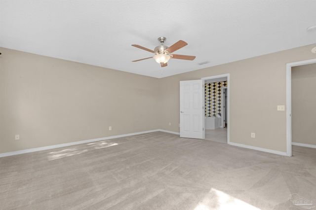 1484 Longbranch Dr, Cantonment, FL 32533