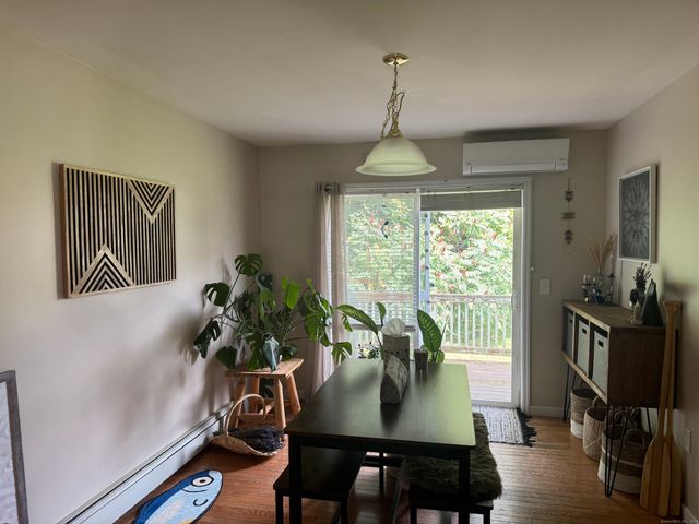 11 Carpenter Street, Norwich, CT 06360