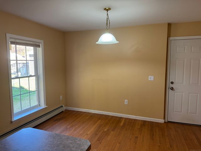 11 Carpenter Street, Norwich, CT 06360