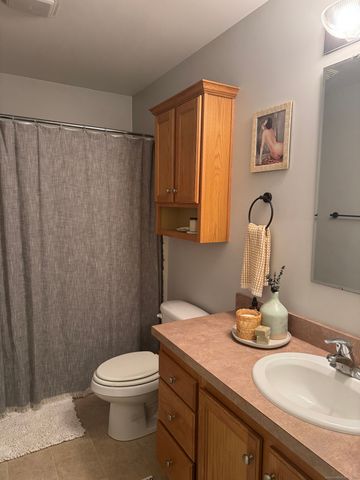 11 Carpenter Street, Norwich, CT 06360